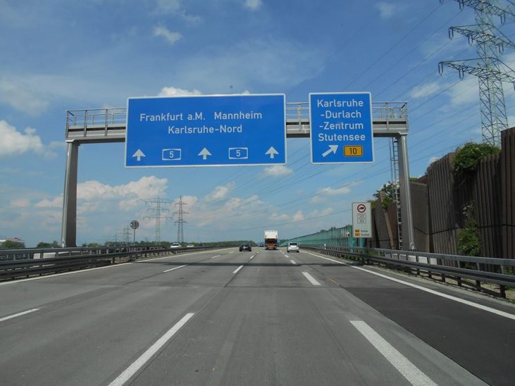 külföldi munkavállalás, nemzetközi költöztetők, nemzetközi költöztető, külföldi költöztetők, költöztetők külföldre